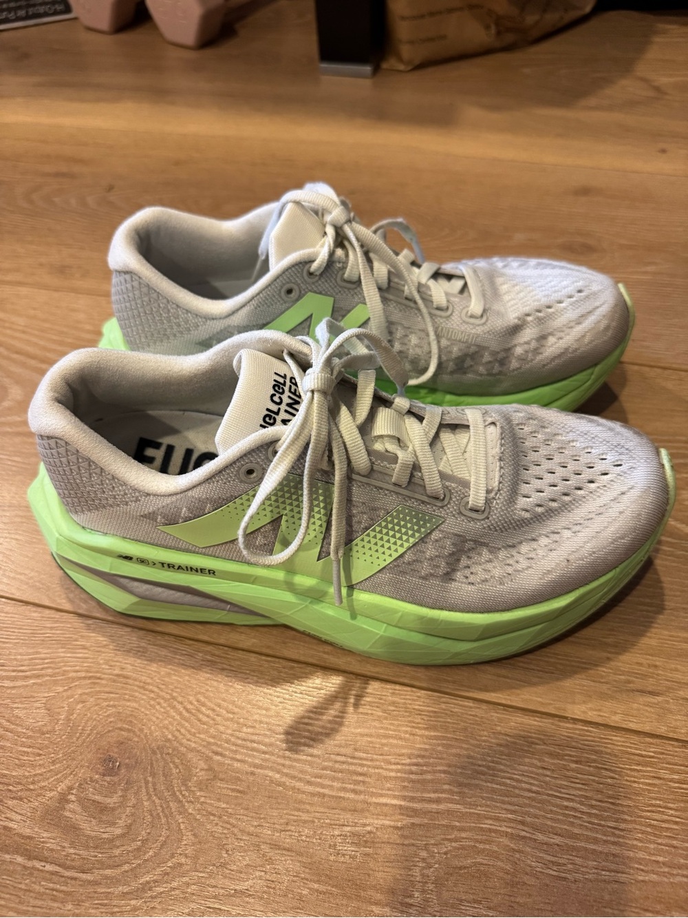 New Balance Fuel Cell Super Comp Trainer V3 - Women's Running Shoes